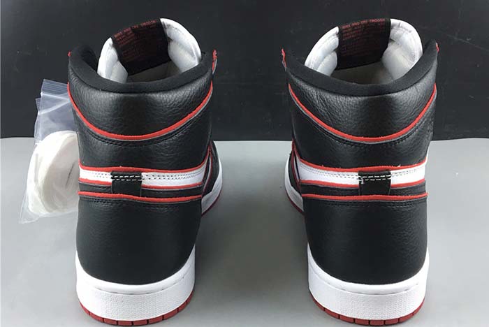 JORDAN 1 RETRO HIGH BLOODLINE - 555088-062