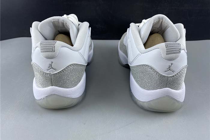Air Jordan 11 WMNS Metallic Silver AH0715-100