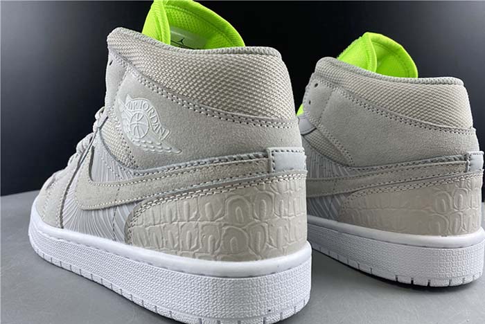 Air Jordan 1 Mid AJ1 CV3018-001