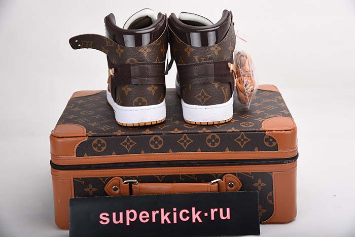 l**is V*t*n x off-white x air jordan 1 customs mens aq0818-202