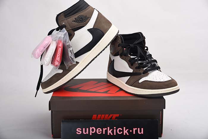 JORDAN 1 RETRO HIGH TRAVIS SCOTT CD4487-100