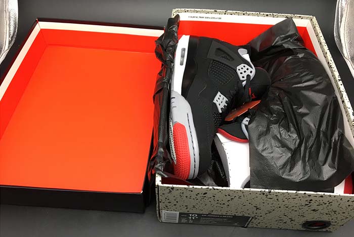 Air Jordan 4 “Bred”  308497-089