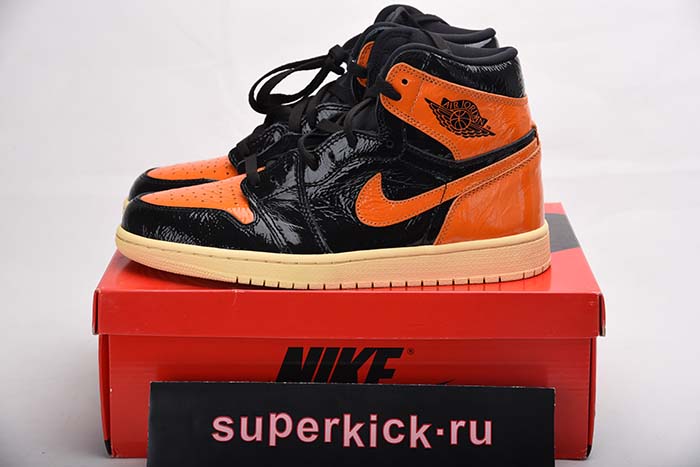 AIR JORDAN 1 SHATTERED BACKBOARD 3.0 555088-028