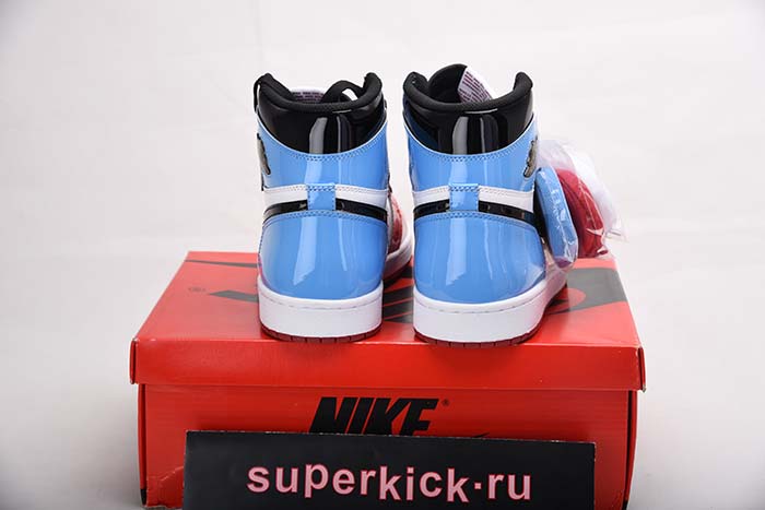 JORDAN 1 RETRO HIGH FEARLESS UNC CHICAGO - CK5666-100