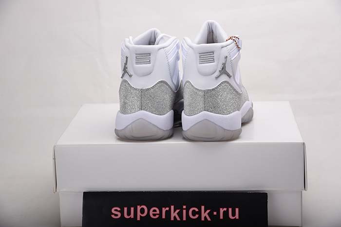 Air Jordan 11 WMNS “Metallic Silver AR0715-100