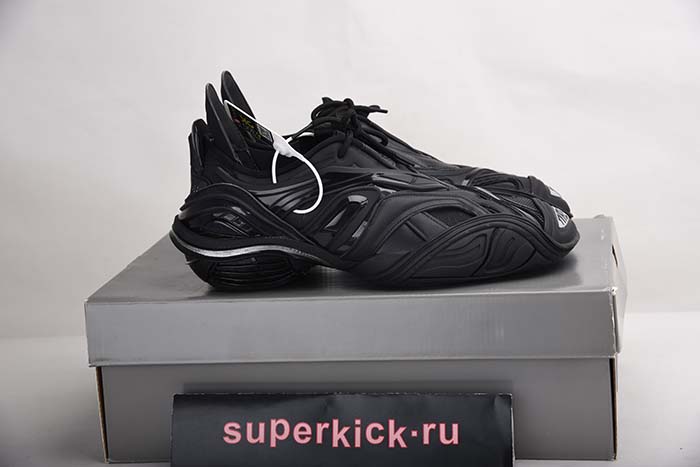 Ba*len*cia*ga 20ss runway w2ta1-100