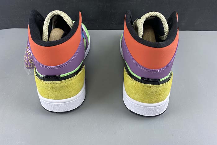 Air Jordan 1 Mid SE CW1140-100