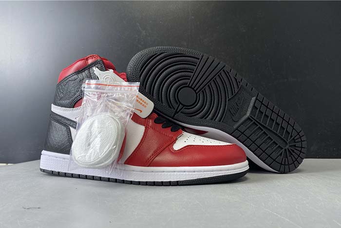 Air Jordan 1 High OG WMNS “Satin Snake” CD0461-601