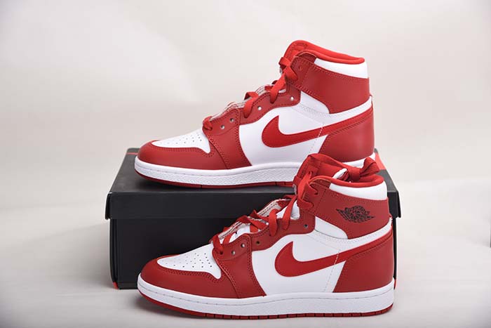 AIR JORDAN 1 HIGH ’85 NEW BEGINNINGS