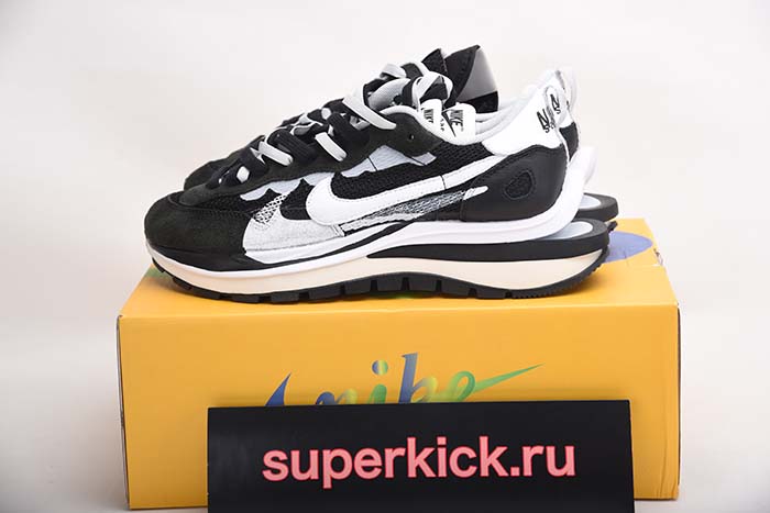 SACAI X NIKE LDWAFFLE / BLACK CV1363-100