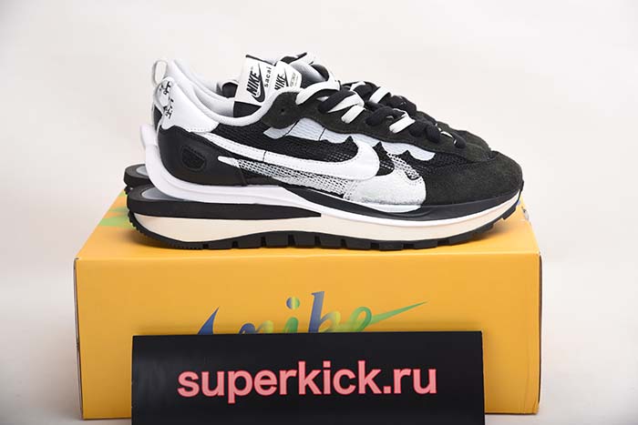 SACAI X NIKE LDWAFFLE / BLACK CV1363-100