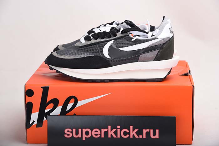 NIKE LD WAFFLE SACAI BLUE MULTI - BV0073-001