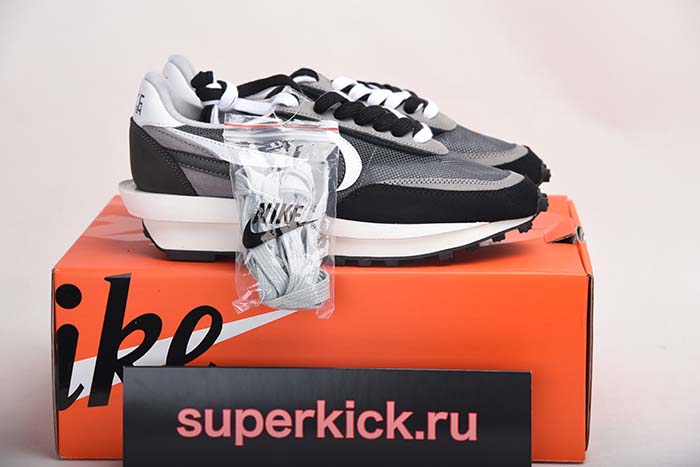 NIKE LD WAFFLE SACAI BLUE MULTI - BV0073-001