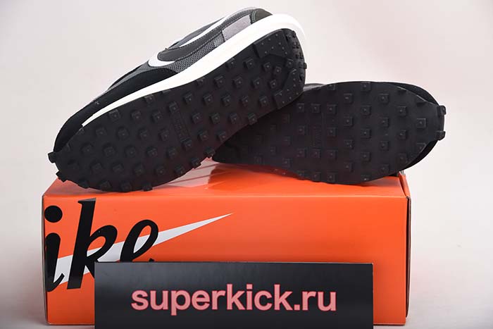 NIKE LD WAFFLE SACAI BLUE MULTI - BV0073-001