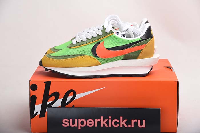 NIKE LD WAFFLE SACAI GREEN MULTI - BV0073-300
