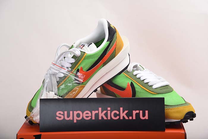 NIKE LD WAFFLE SACAI GREEN MULTI - BV0073-300
