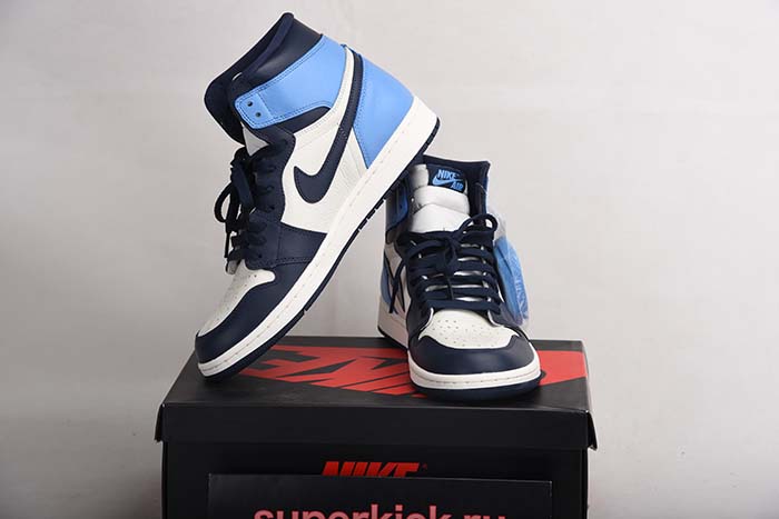 AIR JORDAN 1 OBSIDIAN UNIVERSITY BLUE 555088-140