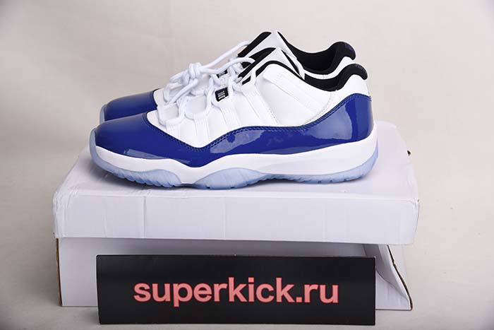 Air Jordan 11 Low WMNS “Concord” AH7860-100