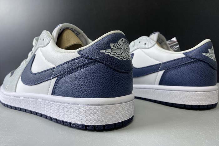 Nike Air Jordan 1 Low CW8576-200