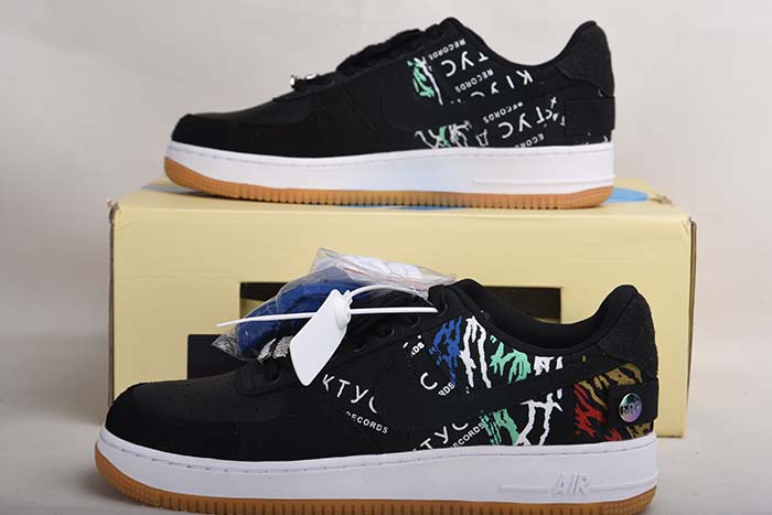 TRAVIS SCOTT NIKE AIR FORCE 1 CN2405 901