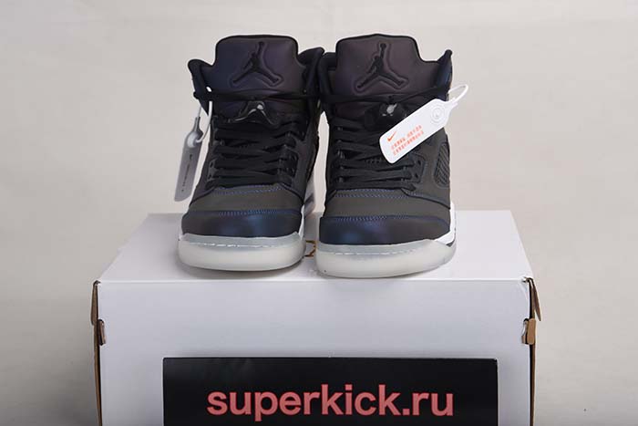 Air Jordan 5 WMNS “Oil Grey” CD2722-001