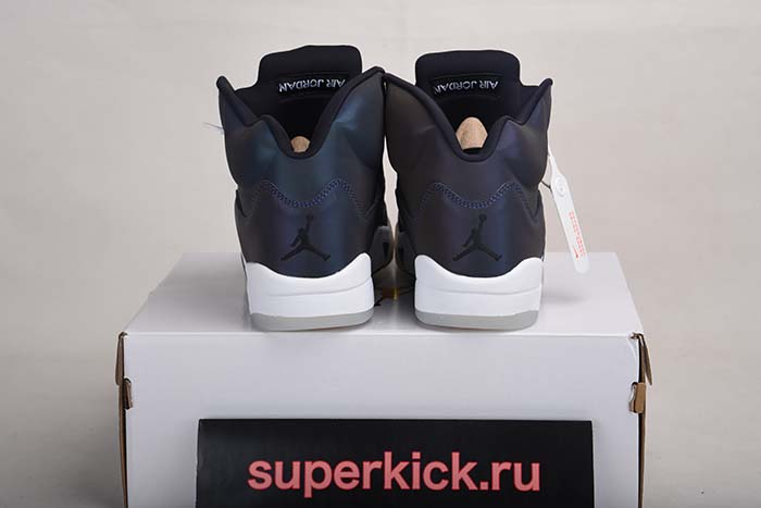 Air Jordan 5 WMNS “Oil Grey” CD2722-001