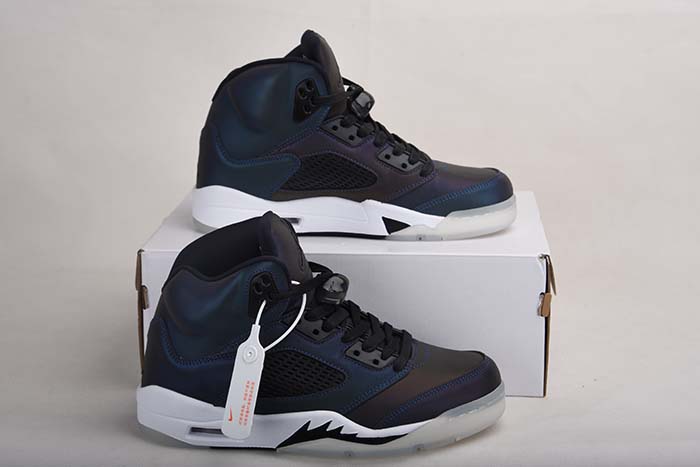 Air Jordan 5 WMNS “Oil Grey” CD2722-001