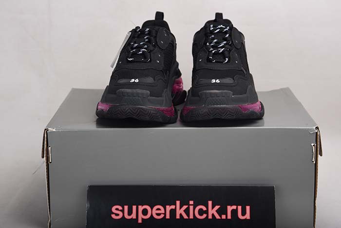 Ba*len*cia*ga triple s black sneaker 541624 w0901 0829