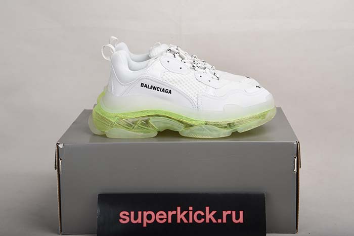 Ba*len*cia*ga triple s trainers clear sole light green 545325 w09o1 9844