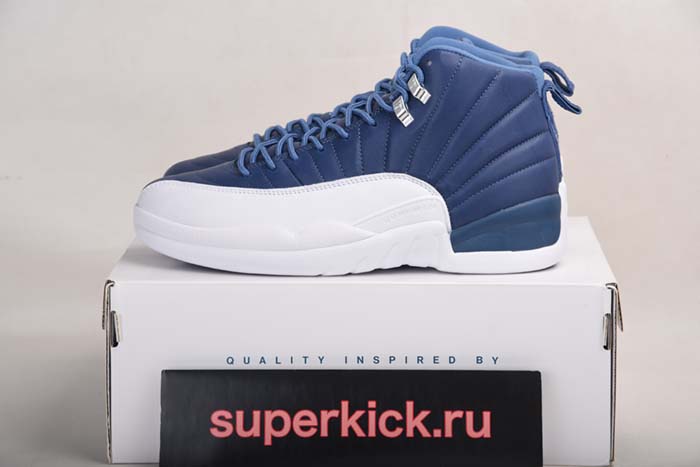 Air Jordan 12 130690-404