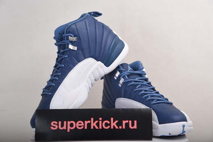 Air Jordan 12 130690-404