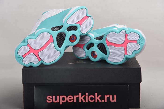 Air Jordan 13 GS “Aurora Green”439358-100