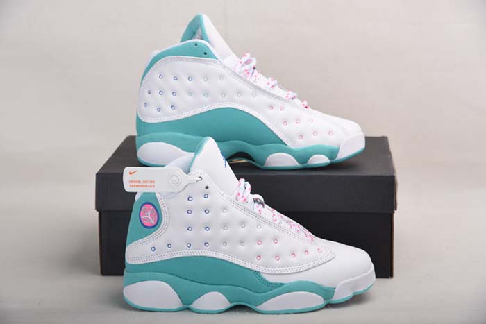 Air Jordan 13 GS “Aurora Green”439358-100