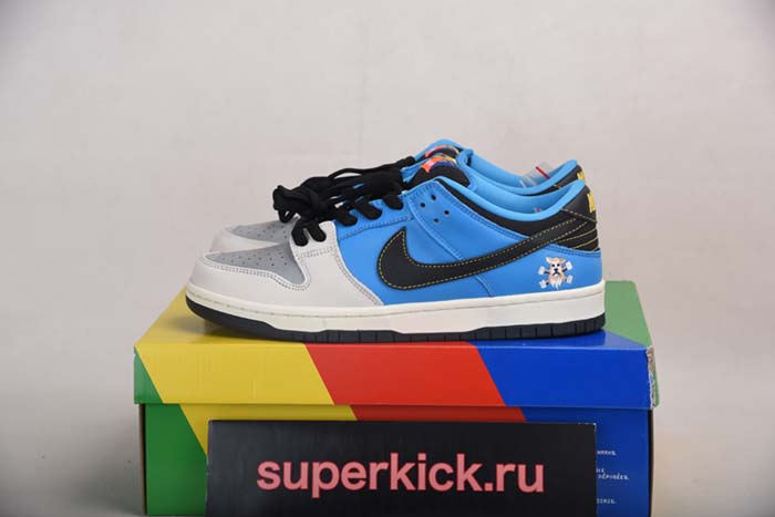 Instant Skateboard x Nike SB Dunk Low CZ5128-400