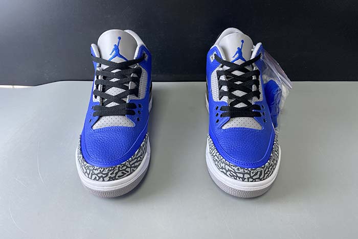 Air Jordan 3 “Varsity Royal” CT8532-400