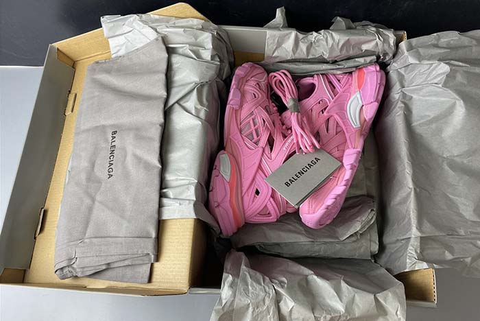 Ba*len*cia*ga track 2 sneakers