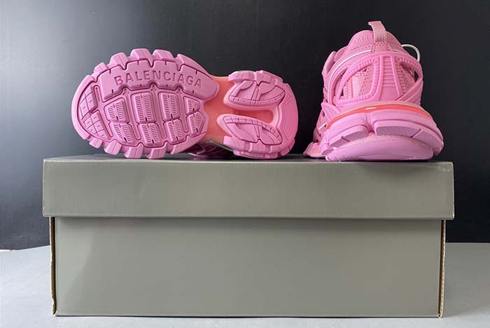 Ba*len*cia*ga track 2 sneakers