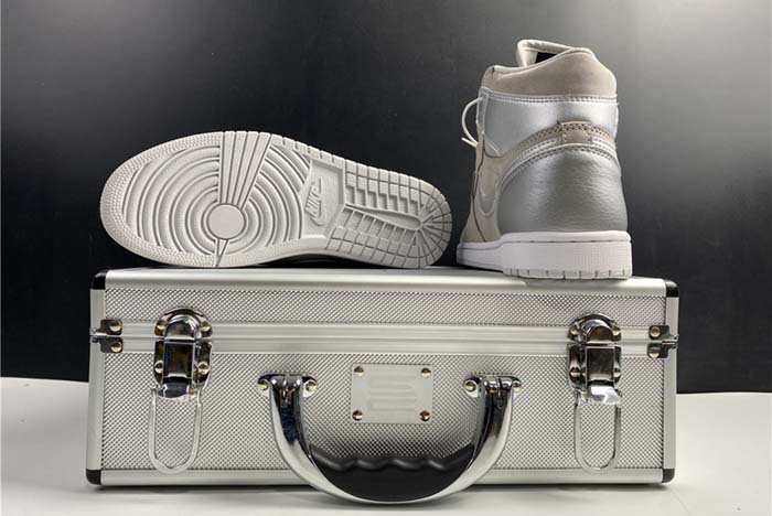 Air Jordan 1 “Japan” DC1788-029