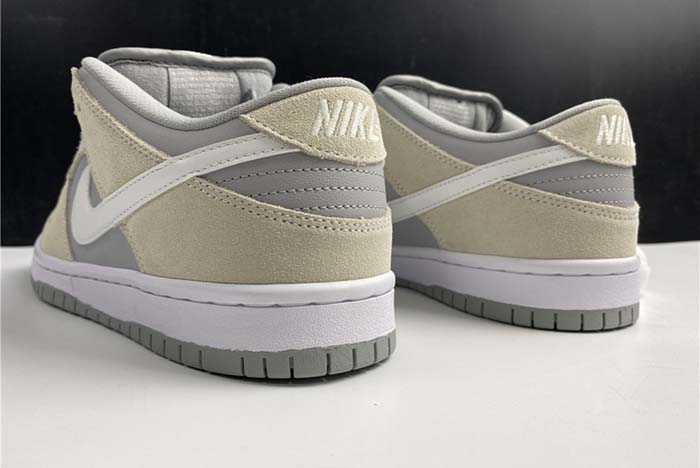 【TOM】Nike Dunk SB L TRD  AR0778-110