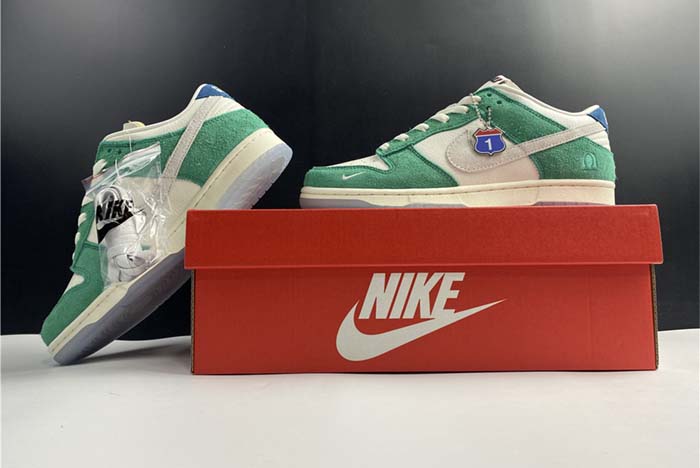 Kasina x Nike Dunk Low CZ6501-101