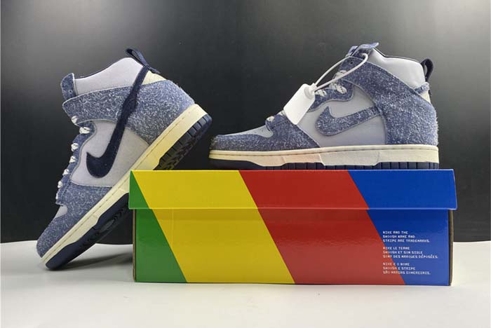 SB Dunk High CW3092 -400