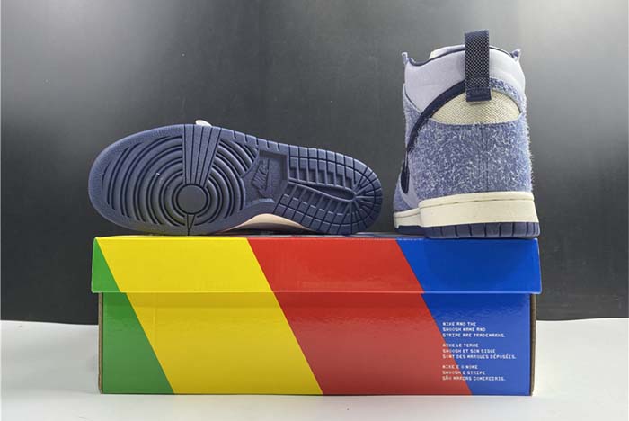 SB Dunk High CW3092 -400