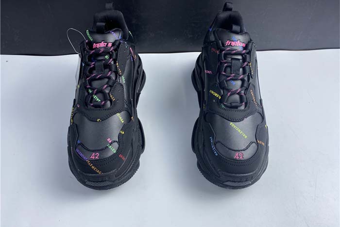 Ba*len*cia*ga triple s trainers letters 524039 w2fa1 1210