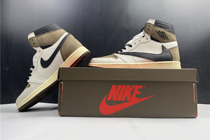 Travis Scott x Air Jordan 1 CD4487-100