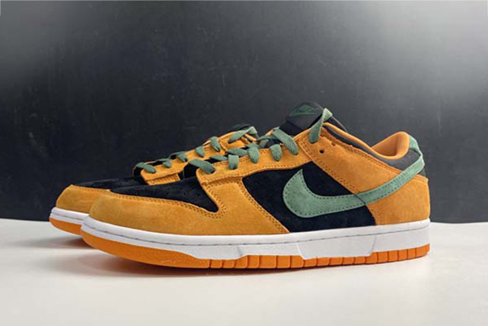 Nike Dunk Low SP “Ceramic”