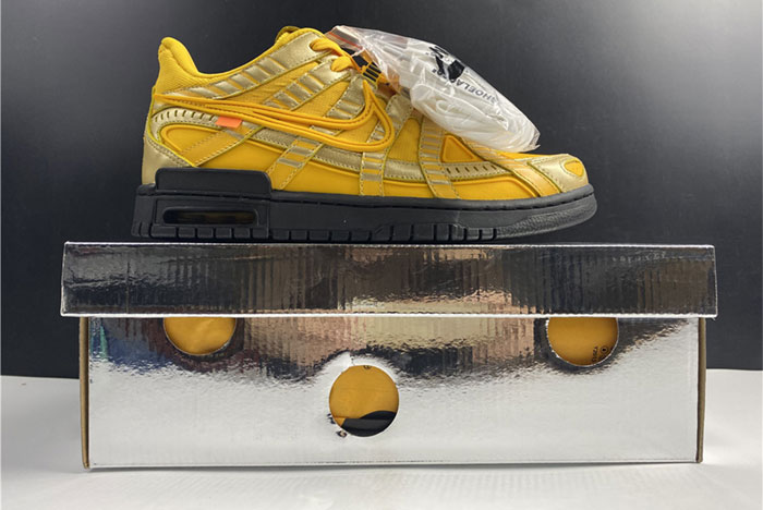 OFF-WHITE x Nike Air Rubber Dunk “University Gold” CU6015-100