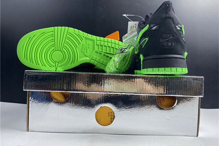 OFF-WHITE x Nike Air Rubber Dunk “Green Strike  CU6015-001
