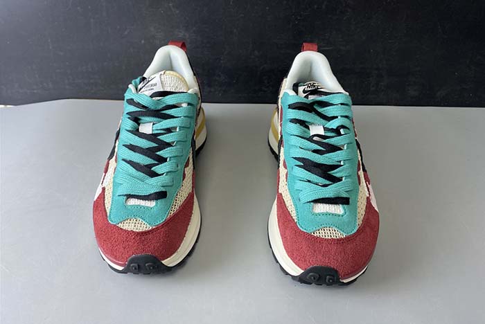 Sacai x Nike Pegasus VaporFly SP