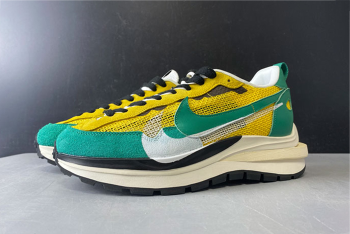Sacai x Nike Pegasua Vaporfly Yellow Green HUO