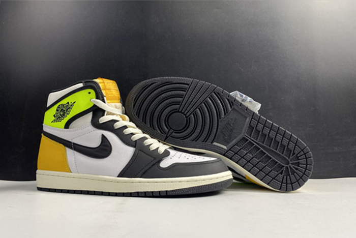 Air Jordan 1 High OG “University Gold”